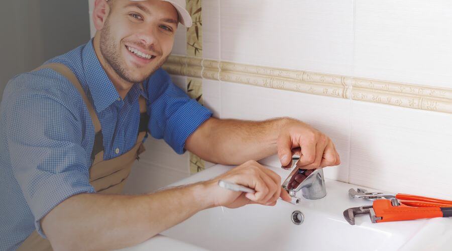 Handle or spout repair in Jacksonville, GA